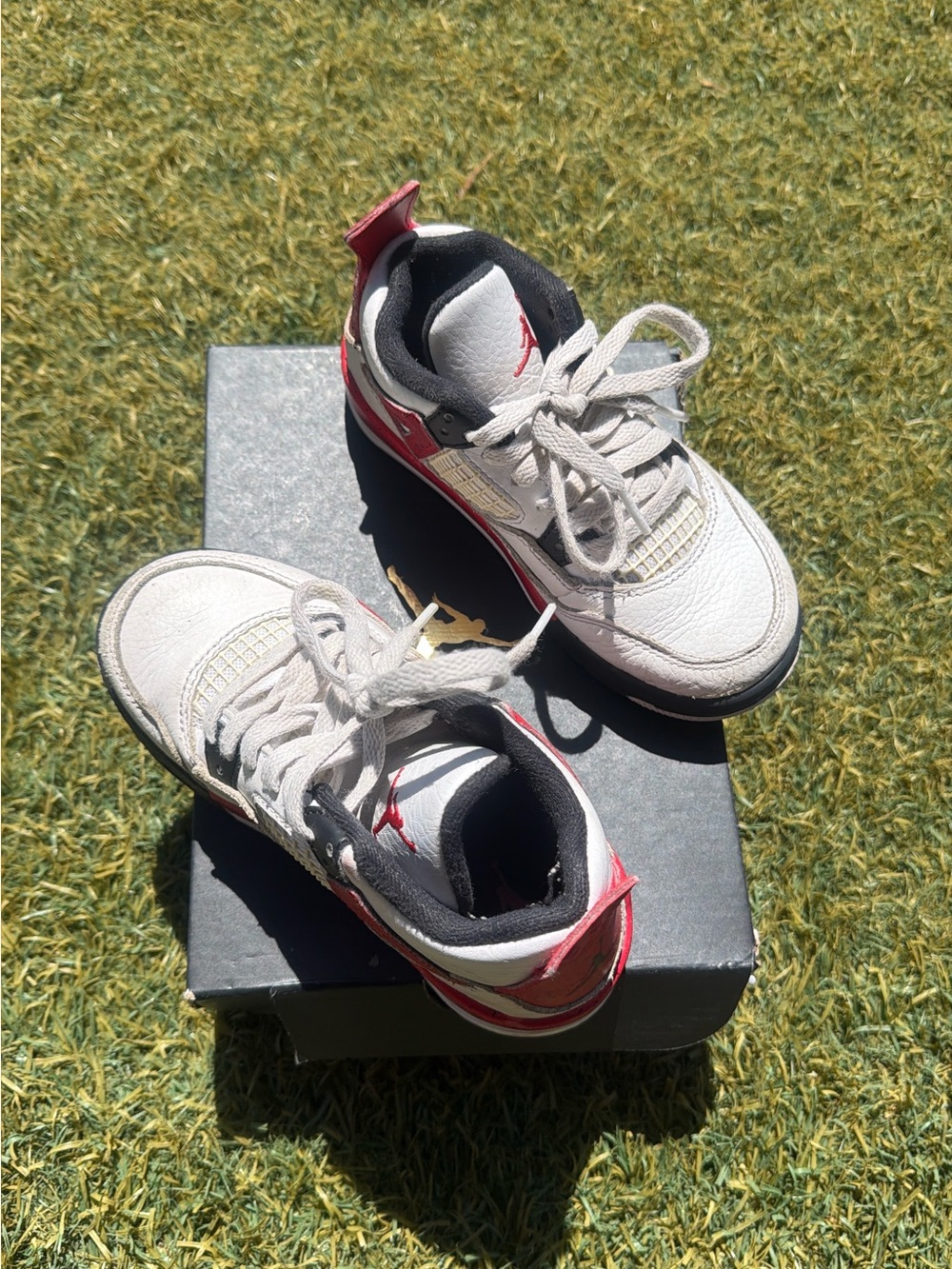 Jordan 4 Retro Red, White, Black Kids Basketball Shoes 12c - Picture 3 of 9